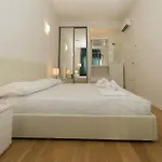 Alinari Boutique Apartments